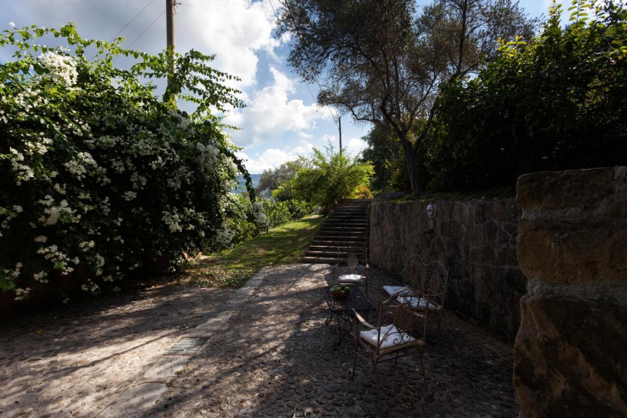 Agricontura Guest House Capri Leone Bagian luar foto